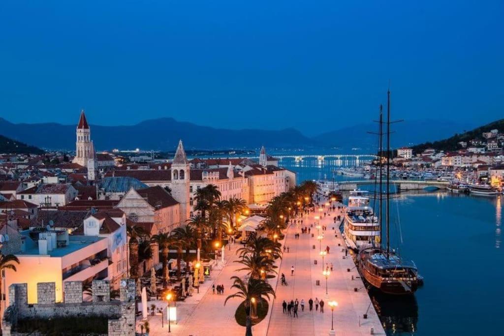 Bird View Apartment Carlissima Trogir Exterior foto