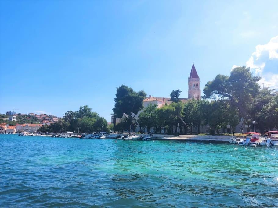 Bird View Apartment Carlissima Trogir Exterior foto