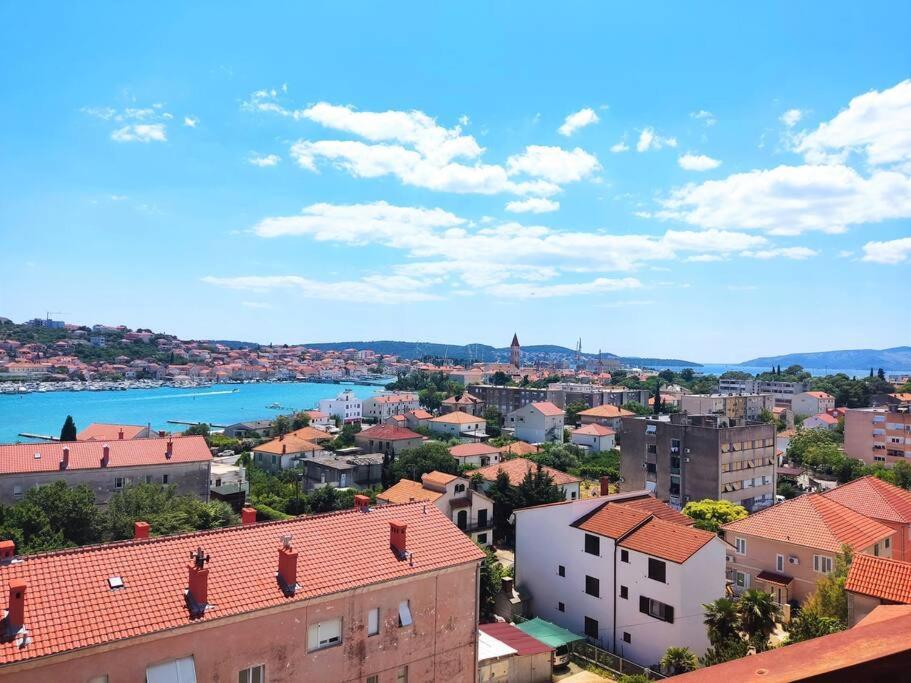 Bird View Apartment Carlissima Trogir Exterior foto